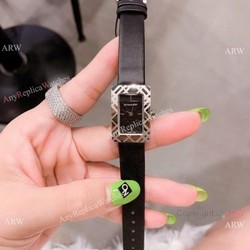 Japan Grade Burberry Ladies Watches SS Black Leather strap