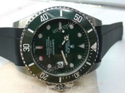 High Quality Rolex Submariner Green Replica Watch Green Ceramic