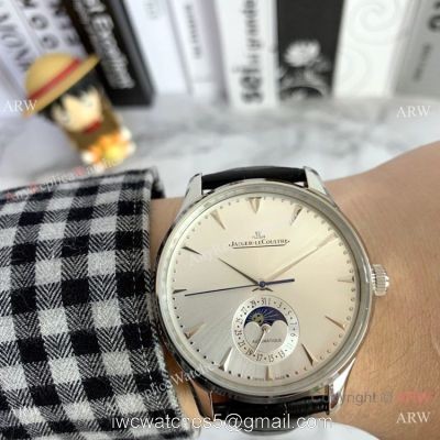 Clone Jaeger LeCoultre Master Ultra Thin Moon Men Watch 43mm