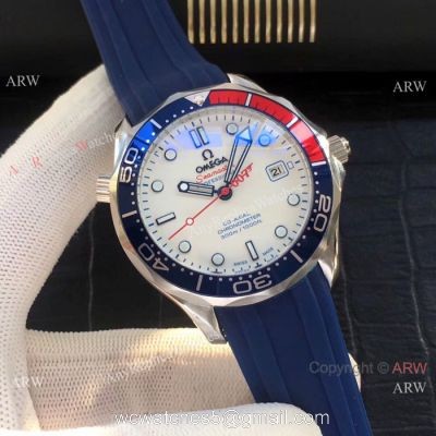 Omega Commanders 007 Copy Watch SS Blue Rubber Band