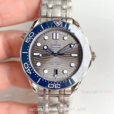OM Factory Omega Seamaster 300 Replica Watch  Stainelss Steel Gray Face Watches