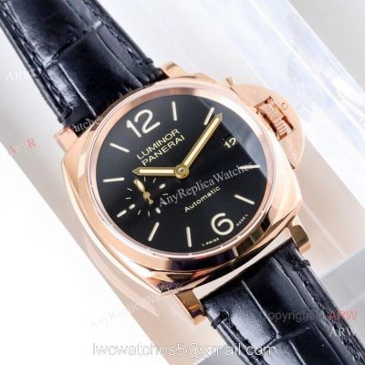 (VS) Best Copy Swiss Panerai Luminor Limited edition Rose Gold Men Watch