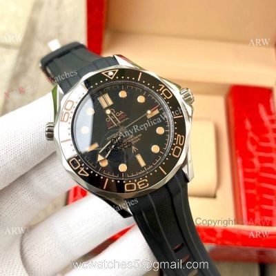 New 2020 Omega Seamaster No Time To Die Watch SS Black Rubber Strap