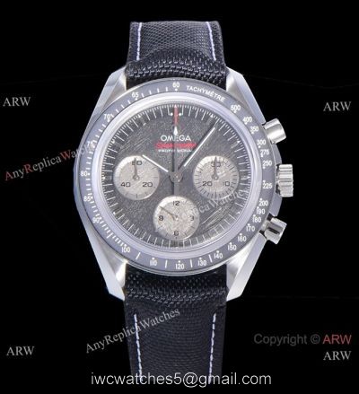 1-1 Best OM Factory Omega Speedmaster Apollo 11 Men Watch Grey Face