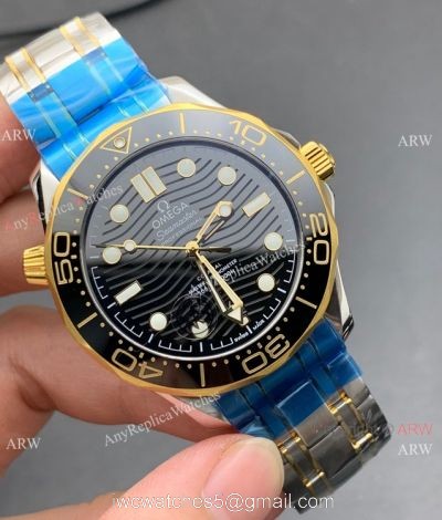 VS Factory Omega Seamaster Diver 300m VS 8800 Watch Two Tone Black Dial