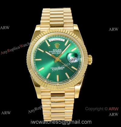 (GM Factory) AAA Replica Rolex Day-Date 40mm Watch Bright Green Dial Yellow Gold
