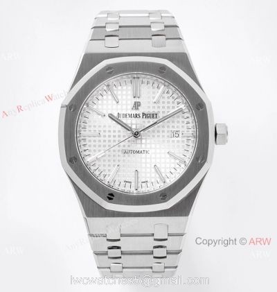 New! ZF Factory V2 Version Audemars Piguet Royal Oak Silver Dial 15400 Watch