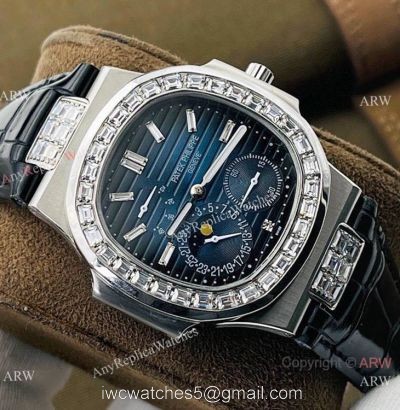 (PF Factory) Patek Philippe Nautilus Moonphase 5722 V2 Gradient Blue Dial Watch